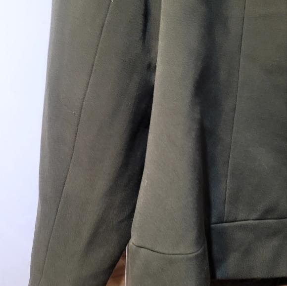 Sag Harbor Ladies Size 12 Moss Green Jacket Full Zip Front Long sleeves Collared - Picture 15 of 16